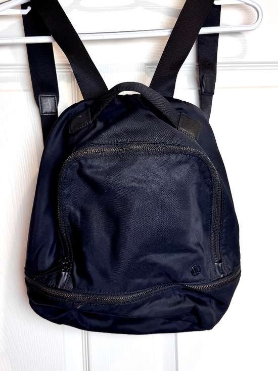 lululemon athletica Handbags - Lululemon City Adventurer Black Backpack, 10 L EUC